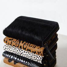 Load image into Gallery viewer, DELILAH - snow cheetah
